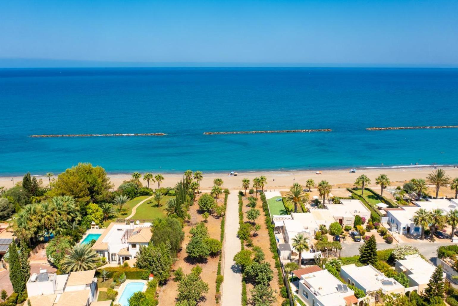 Villa Halima Stefanos